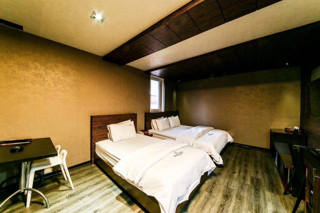 Gyeongju Arrietty Motel Eksteriør bilde